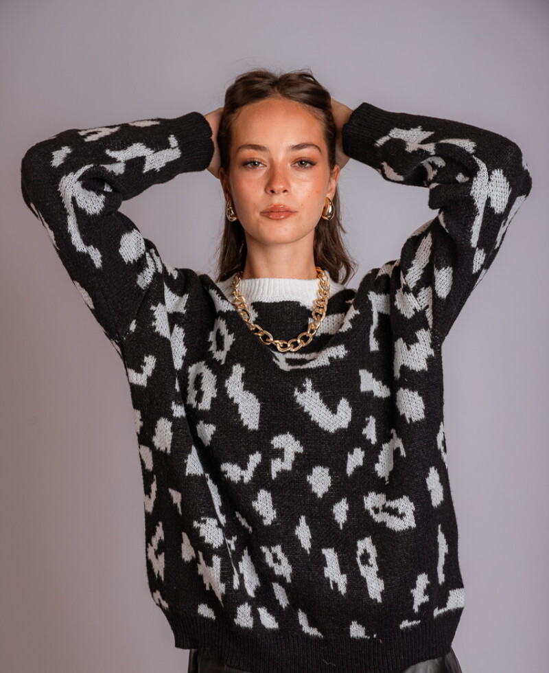 Buzo Print negro con blanco