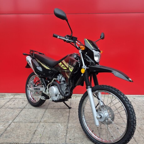 Yamaha XTZ Negro