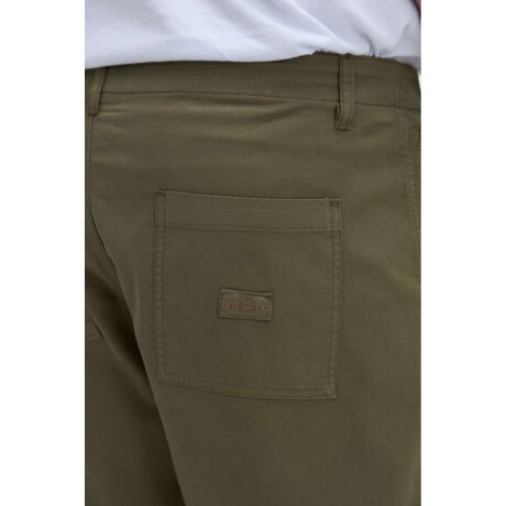 Bermuda Wesley Militar