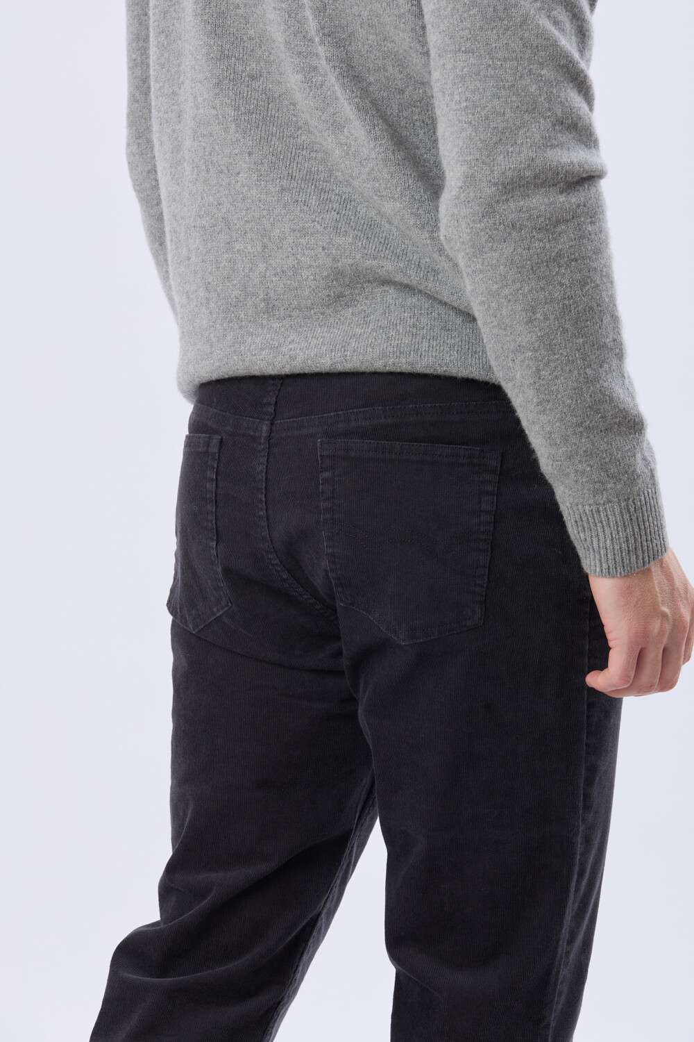 PANTALÓN DE PANA Gris