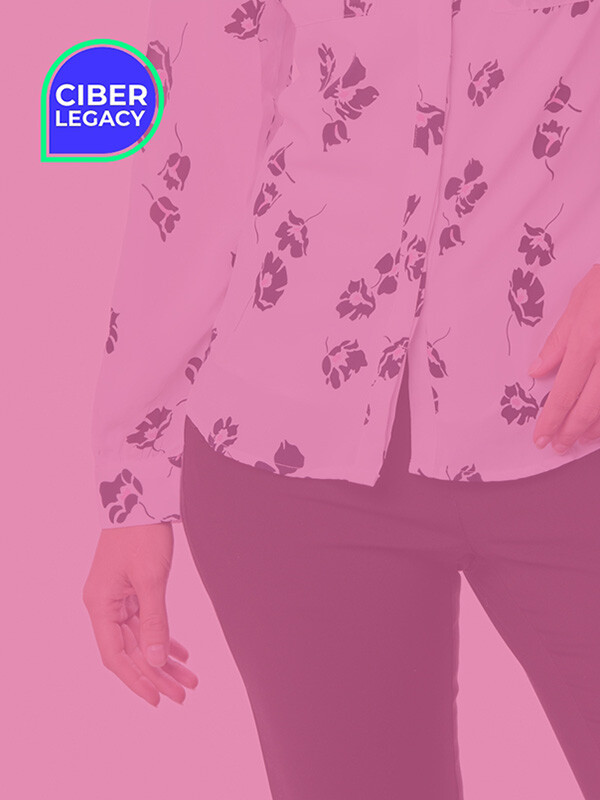 CIBERLEGACY - Pantalones y blusas