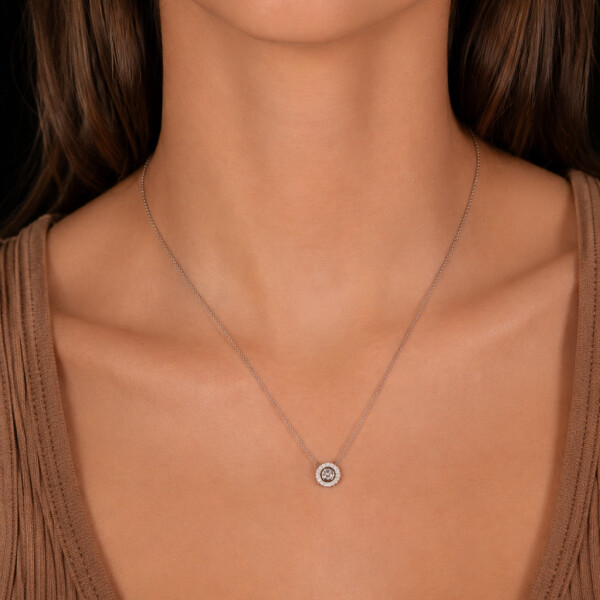 Colgante con Cadena Liora de Oro Blanco 18k con Brillantes Colgante con Cadena Liora de Oro Blanco 18k con Brillantes