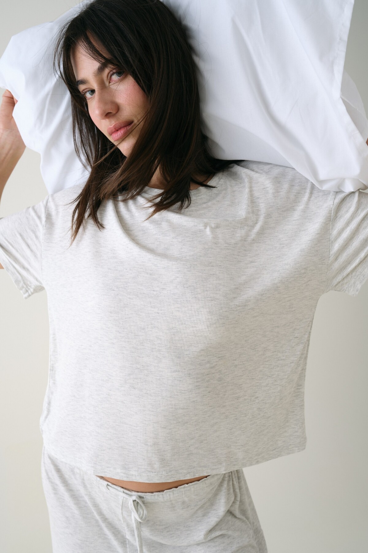 Remera Boxy Rib Gris Melange
