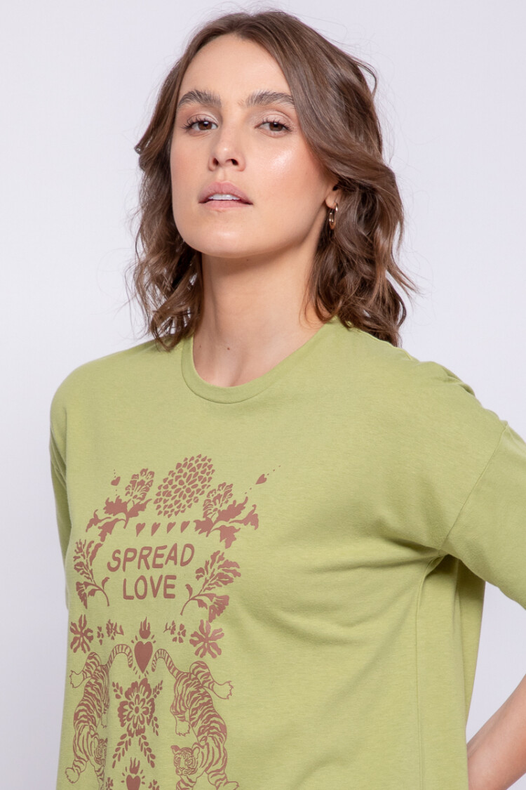 REMERA SPREAD Verde Musgo