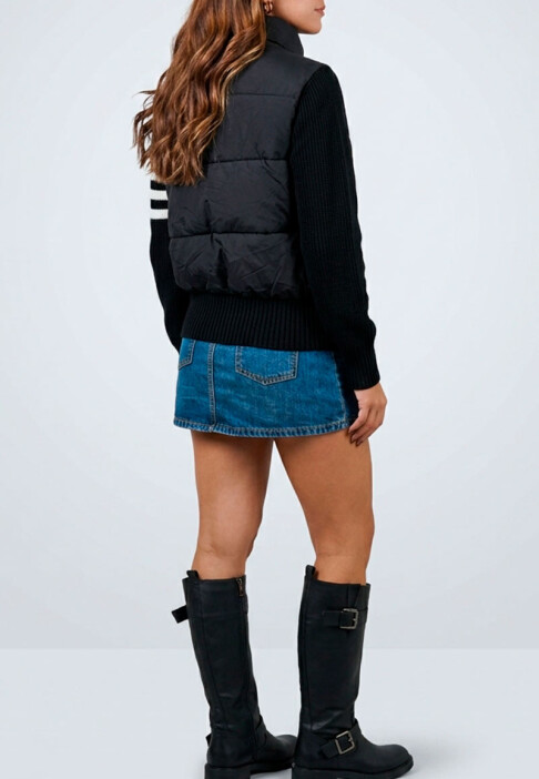 Campera nova Negro
