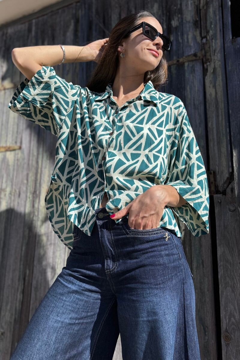 Camisa Flora Estampado turquesa