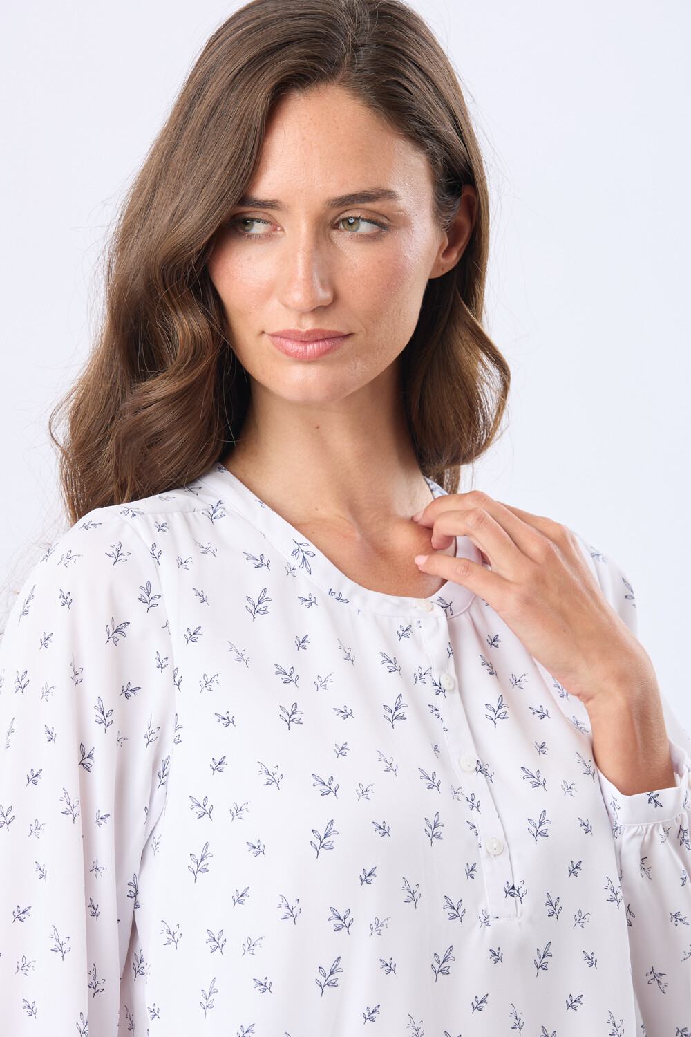 BLUSA CUELLO MAO Hojasazul
