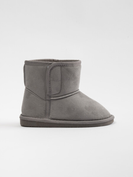 Pantubota corta Gris