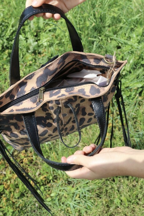 Cartera Texas Medium Animal Print