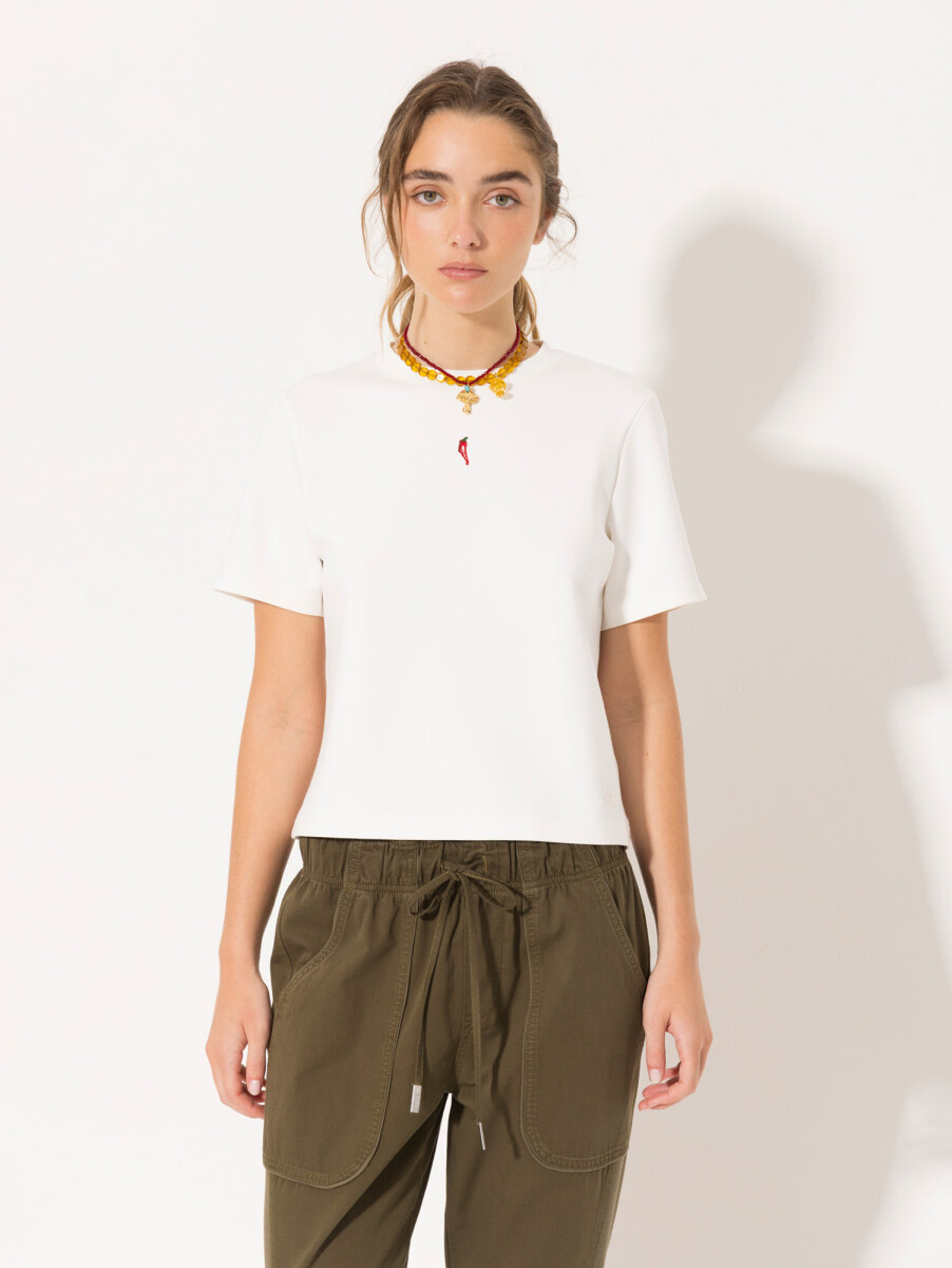 REMERA SALLY 