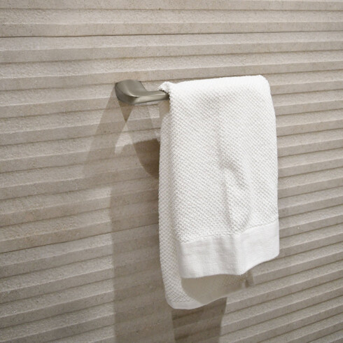 TOALLERO BARRAL CORTO ACCESORIO LINEA EPUYEN GRIS NICKEL GRIS-BRUSHED NICKEL