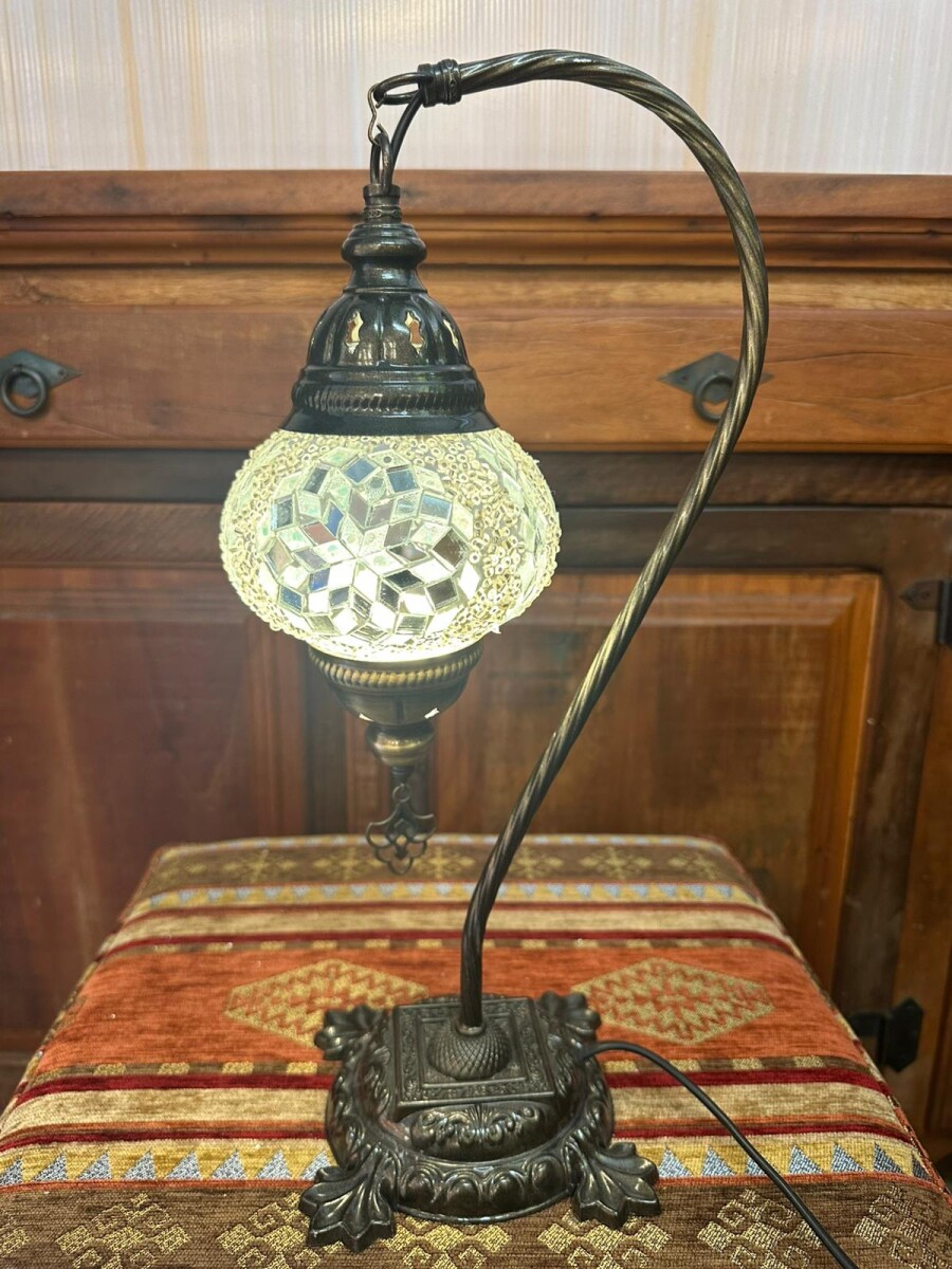 Lámpara vitraux de mesa cuello de cisne blanca TM12 