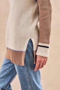 Sweater Escote V Combinado Multi