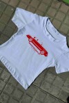 Remera con diseño estampada Remera con diseño estampada