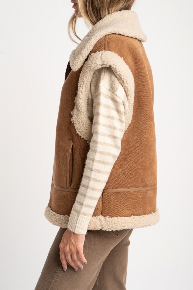 Chaleco Gamulan Camel