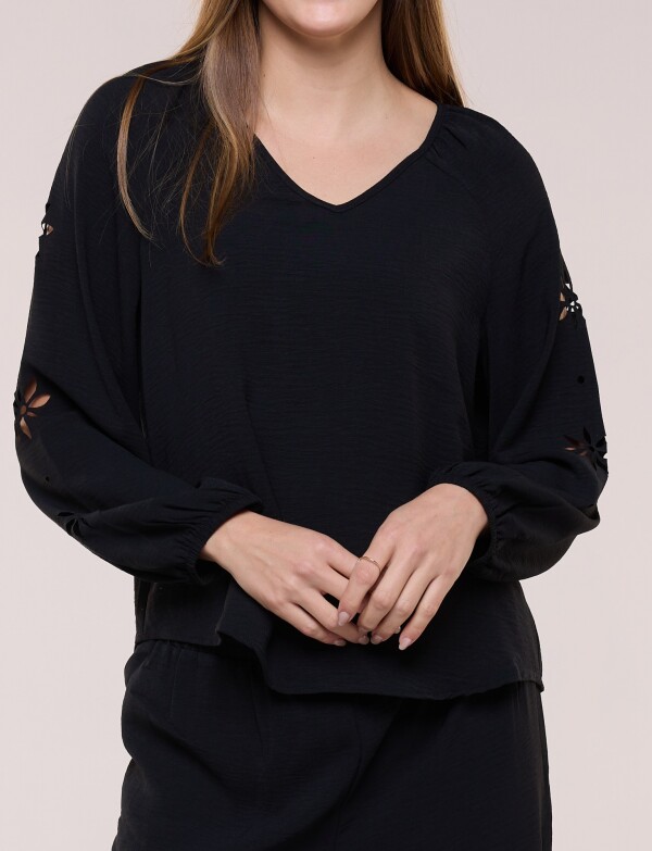 Blusa Con Calado Lateral Floral NEGRO