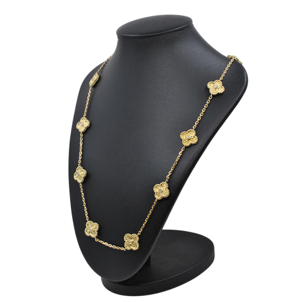Collar oro 18k y brillantes modelo Alhambra largo 54 cm Collar oro 18k y brillantes modelo Alhambra largo 54 cm