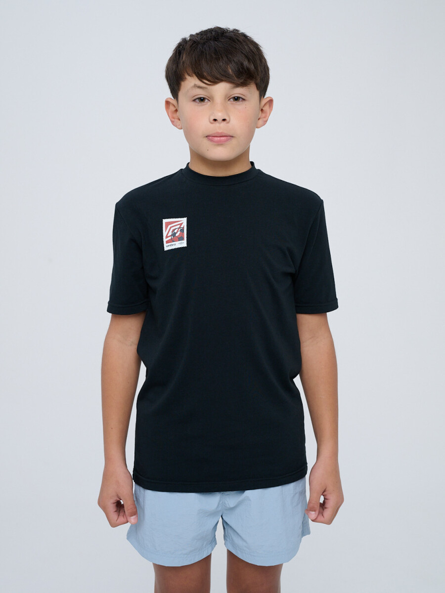REMERA STAMP Umbro Junior - 002 