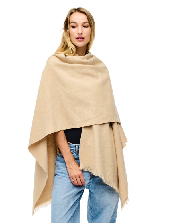 Ruana Soft Pasador BEIGE