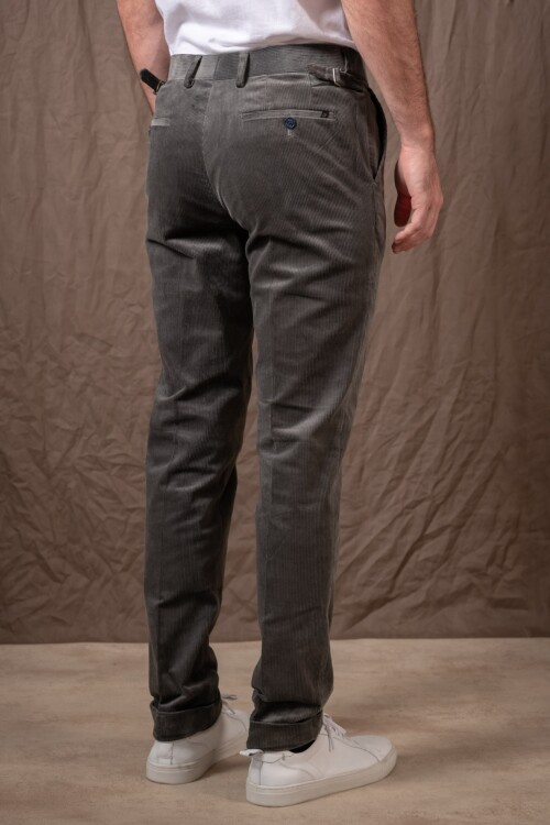 Pantalon Corduroy slim Gris