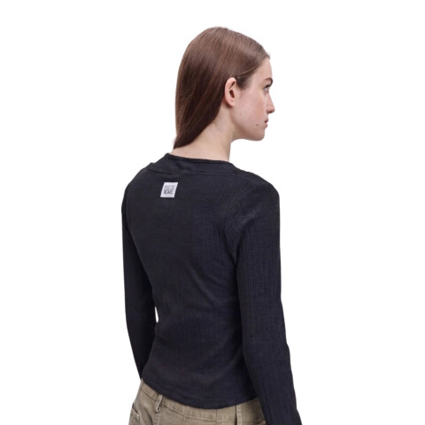 REMERA RUGA XXS-L NEGRO