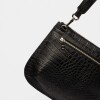 Bandolera Mia En Cuero Grabado Croco Negro