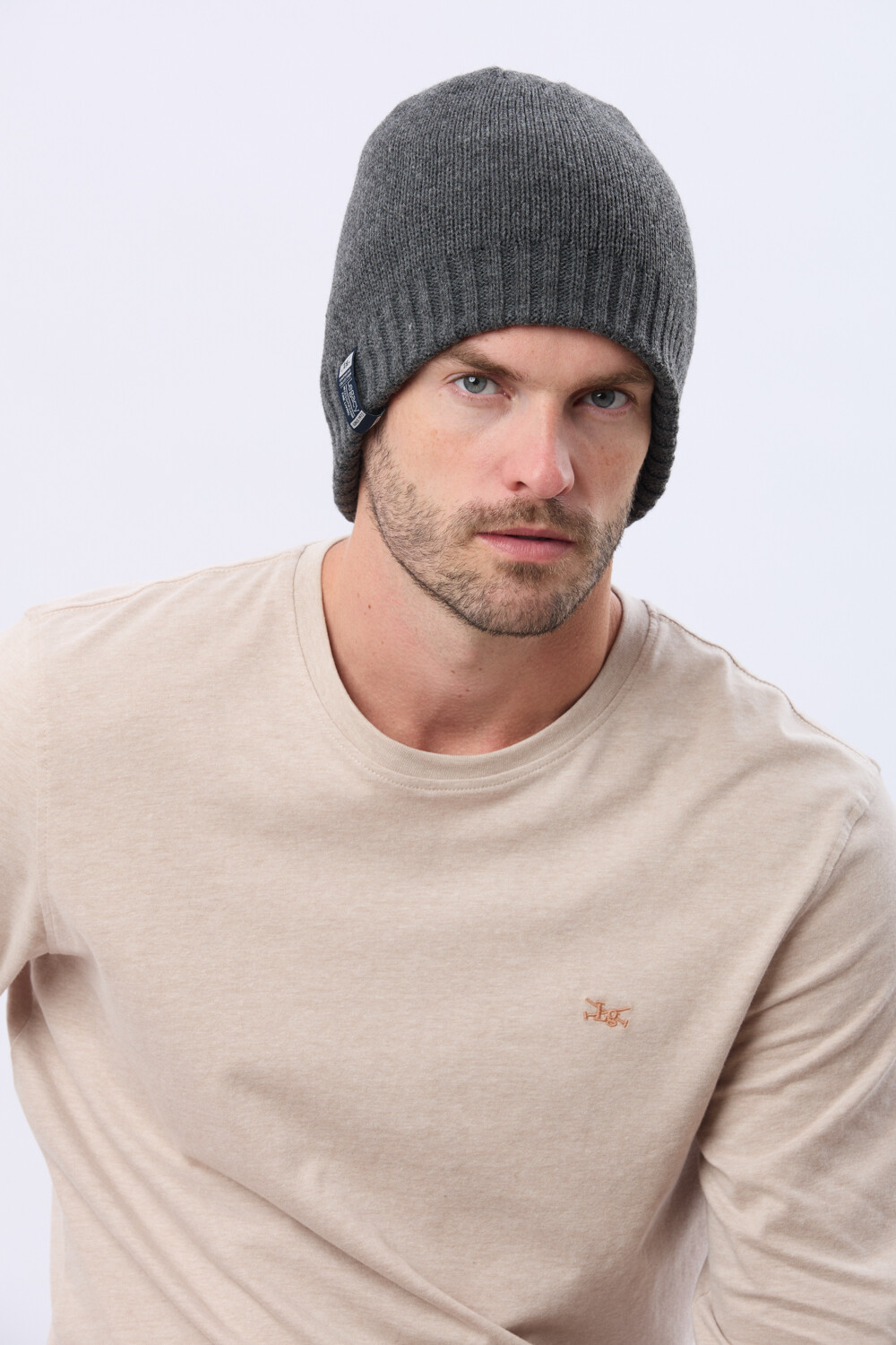 GORRO TEJIDO REVERSIBLE Negro