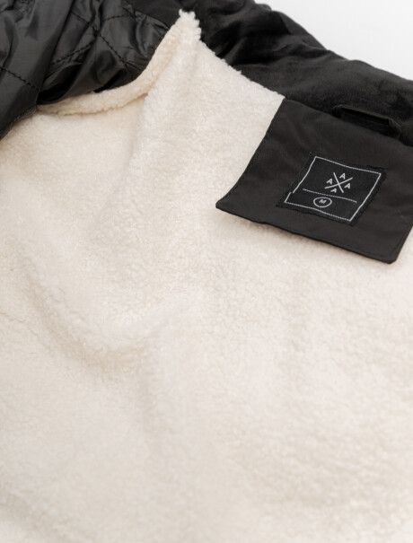 Campera Ravik capitoneada negro