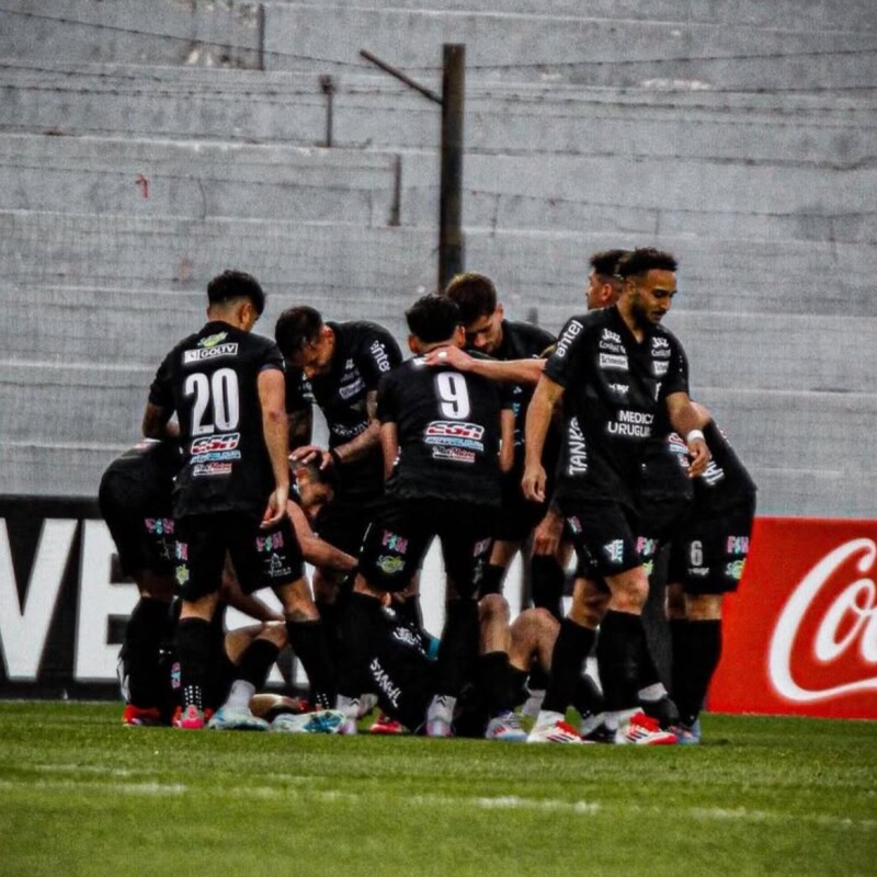 Camiseta Cerro Alternativa 2025 clausura Camiseta Cerro Alternativa 2025 clausura