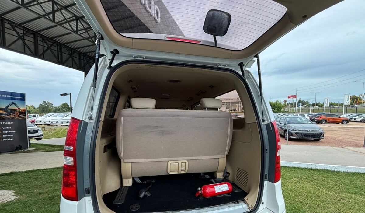 Hyundai H1 12Plz Minibus Nafta - 2019 Hyundai H1 12Plz Minibus Nafta - 2019