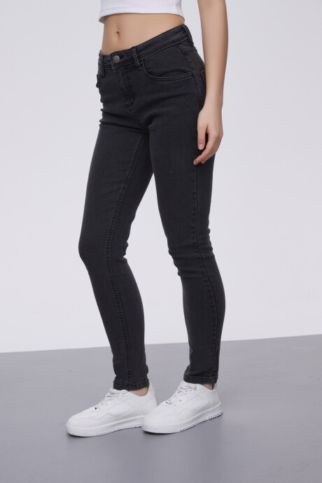 Pantalon Pinawa Gris Oscuro