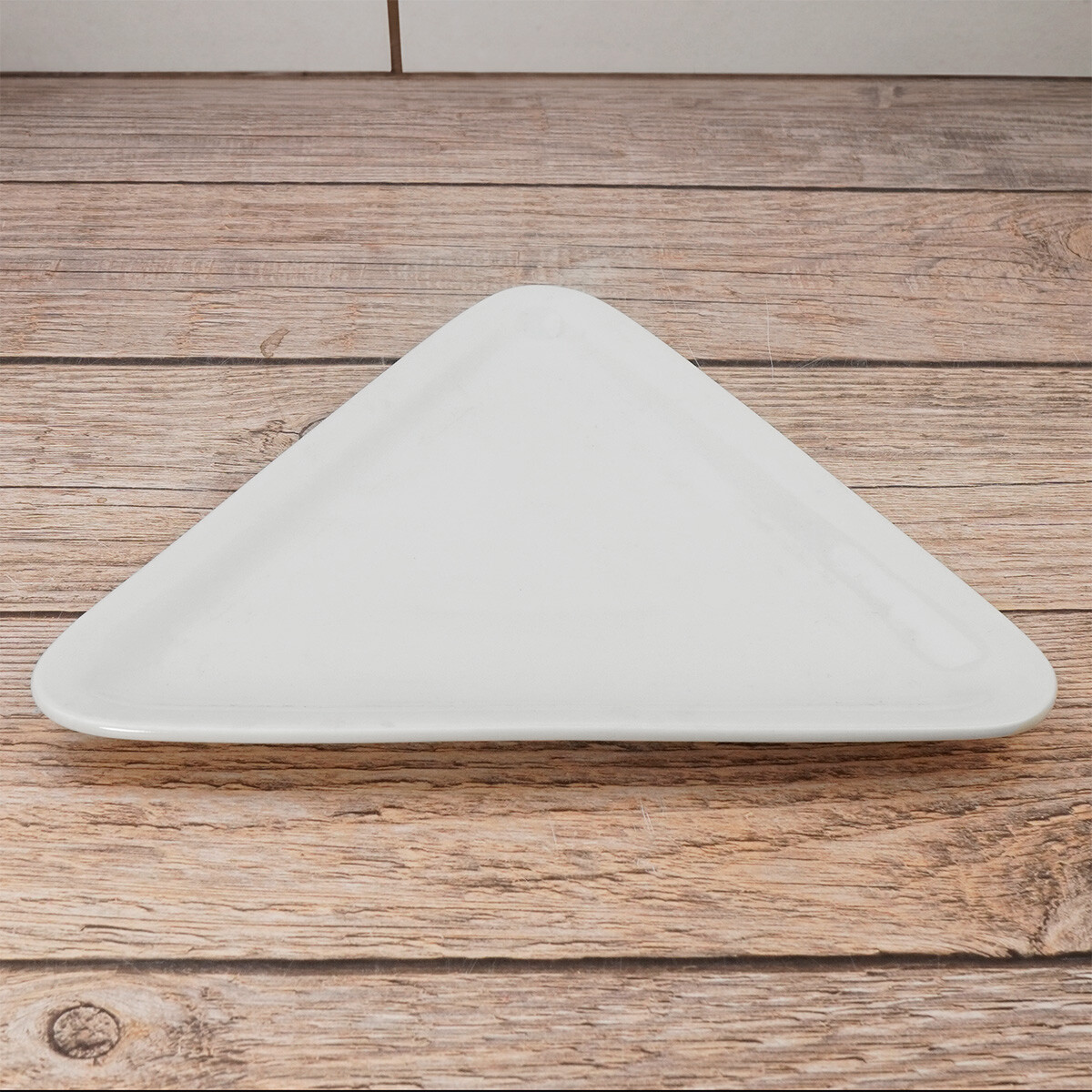 Plato triangular de ceramica 