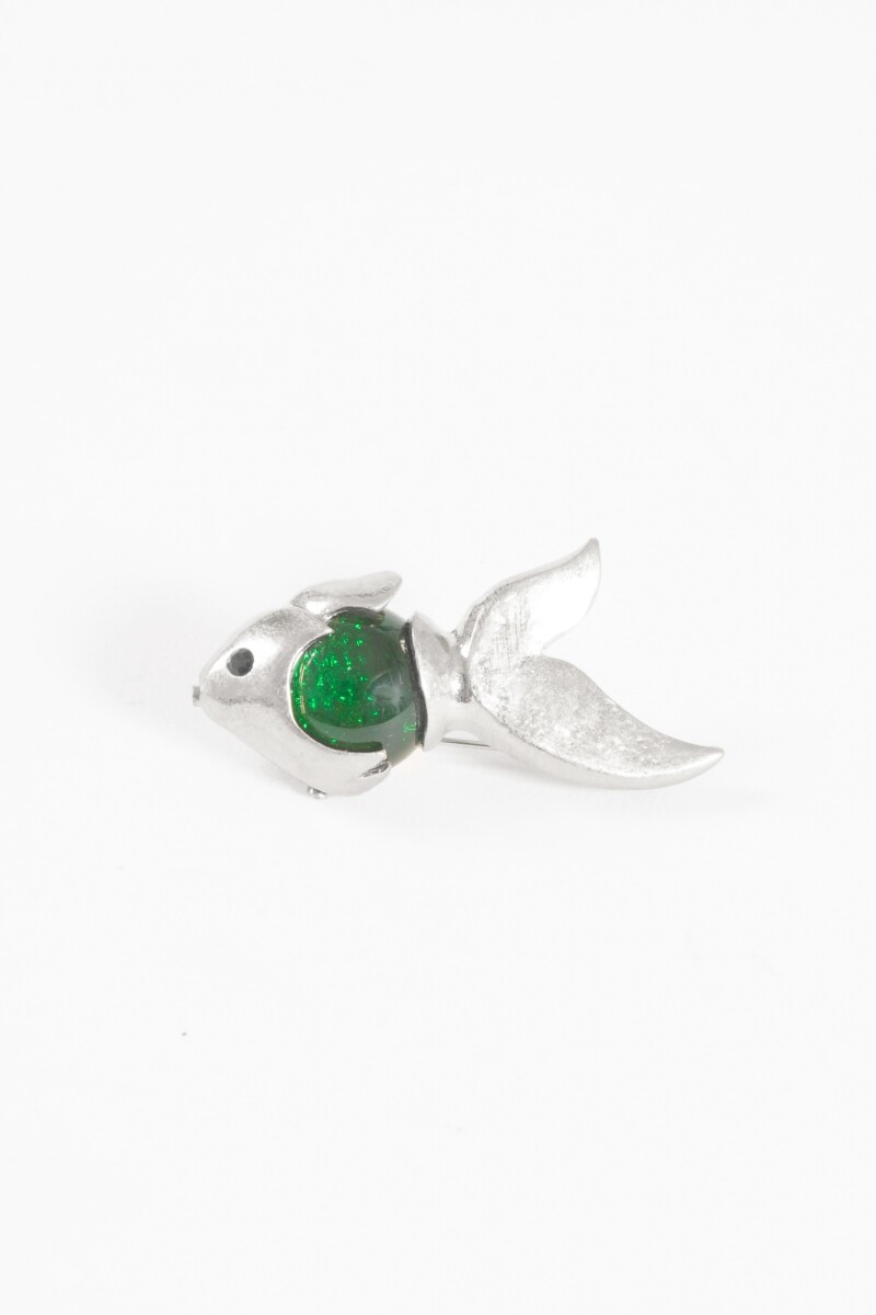 Prendedor pez con piedra plateado