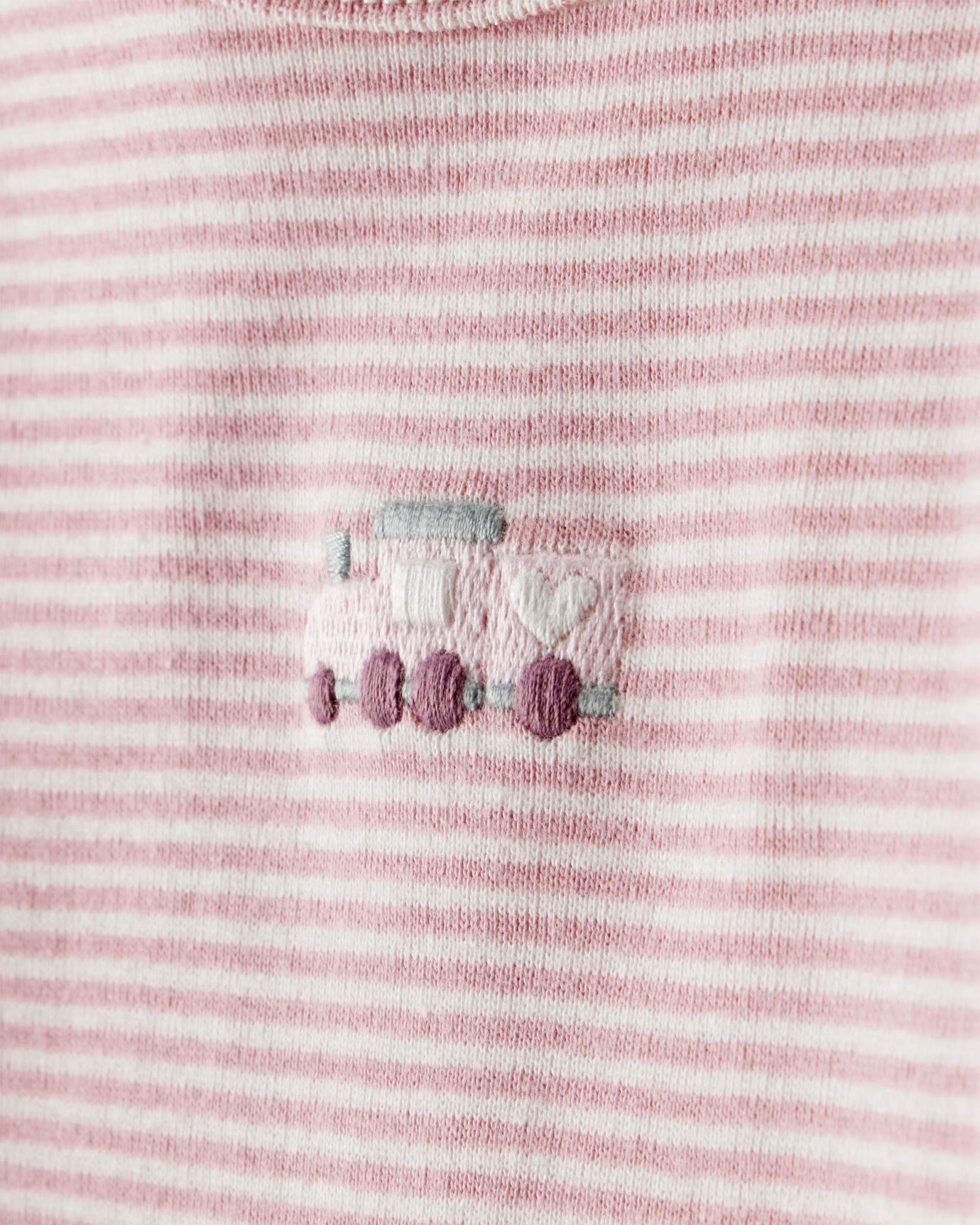 Set tres piezas de algodón, pantalón y dos bodies, rosados, diseño trenes Sin color