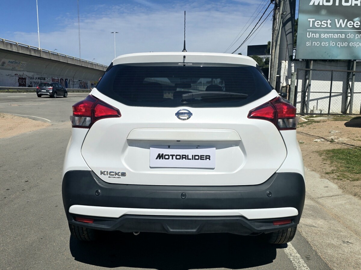 Nissan Kicks Exclusive EXCELENTE ESTADO | Permuta / Financia Nissan Kicks Exclusive EXCELENTE ESTADO | Permuta / Financia