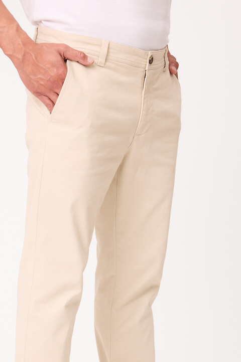 PANTALON RILAX S27 POLANCO Crema
