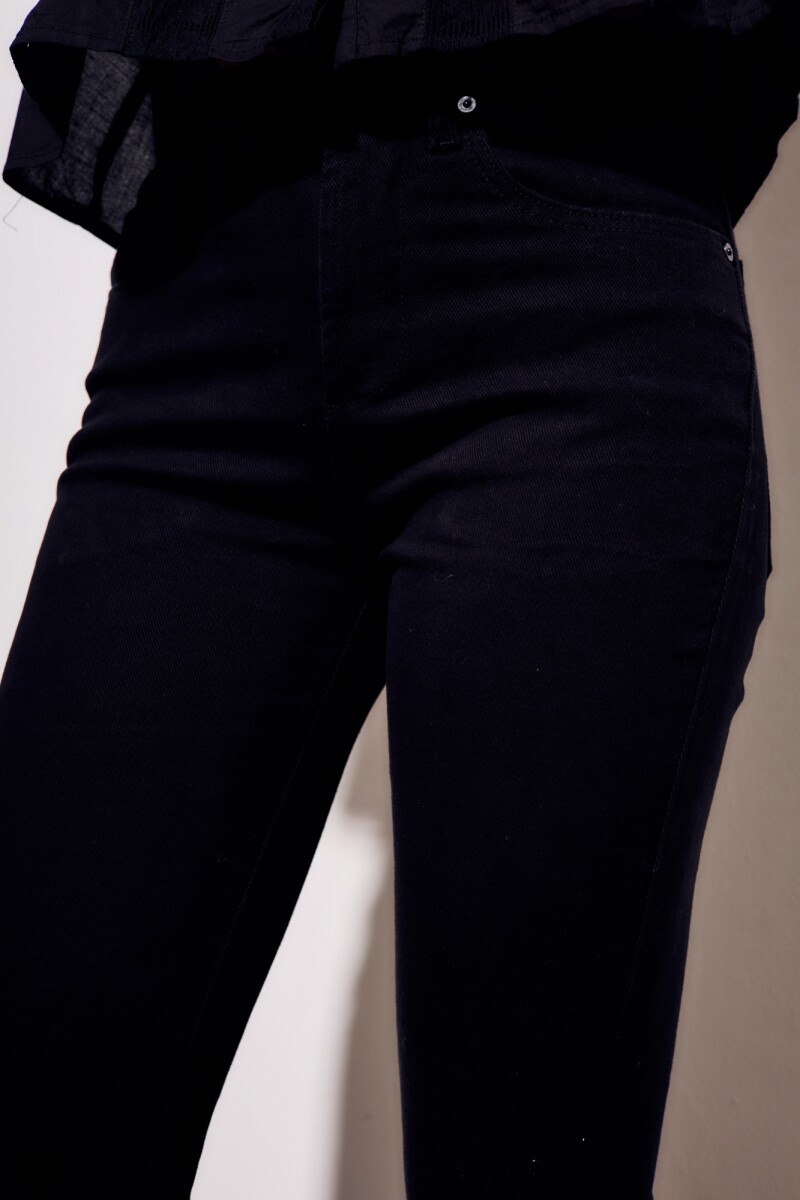 Jean Flare Negro