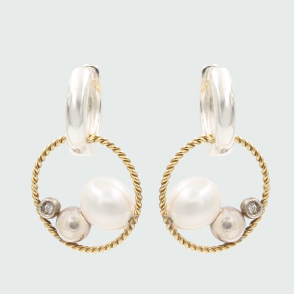 Caravanas Must de MOON de plata 925 con oro 18k, perlas y brillantes Caravanas Must de MOON de plata 925 con oro 18k, perlas y brillantes