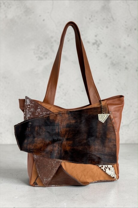 Cartera De Cuero Prisma Combinada Con Pelo Cartera De Cuero Prisma Combinada Con Pelo