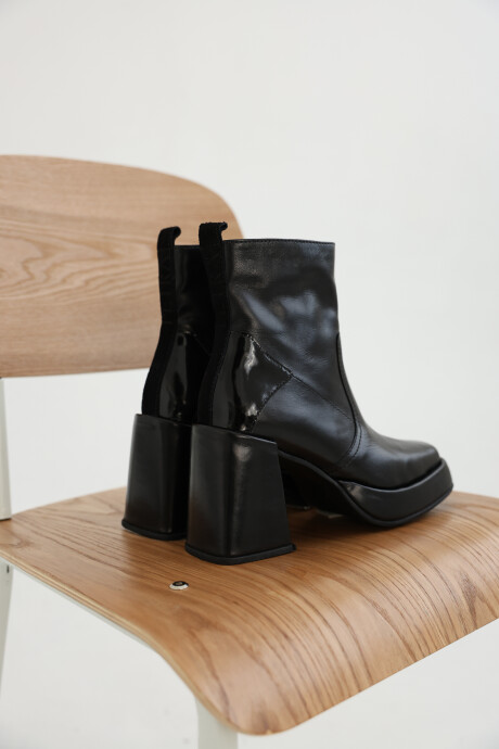 Bota Cloud Negro