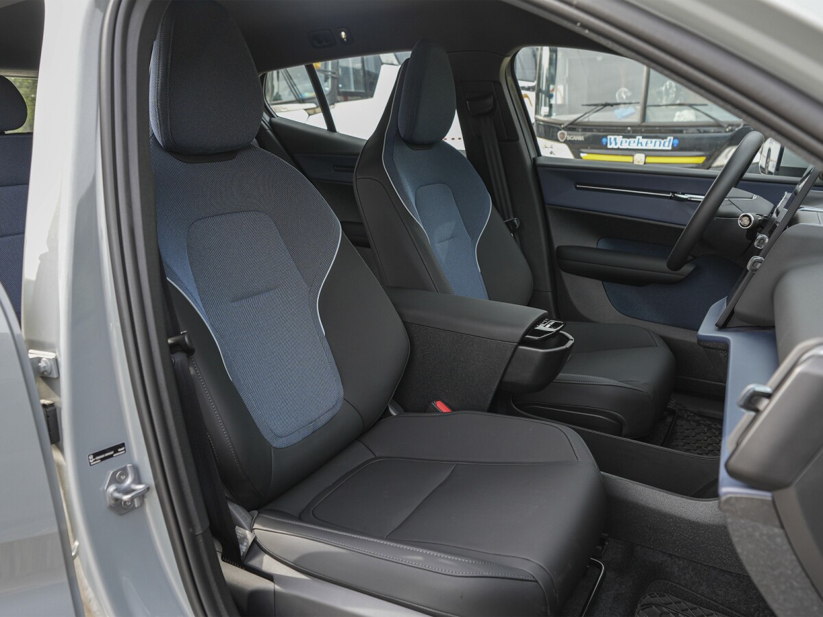 Volvo EX30 E40 100% Eléctrico 2026 0KM | Permuta / Financia Volvo EX30 E40 100% Eléctrico 2026 0KM | Permuta / Financia