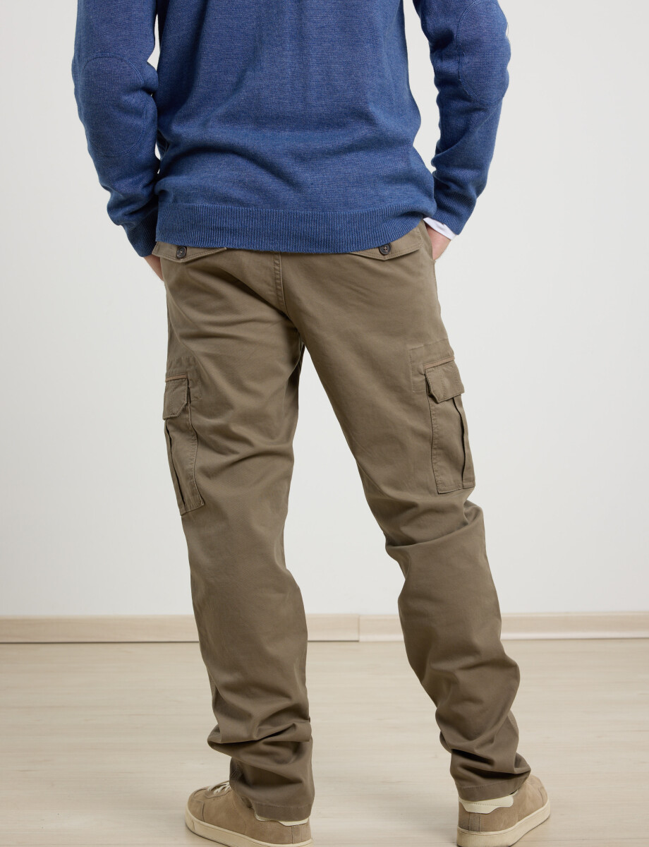 080424 PANTALON HARRY Tostado