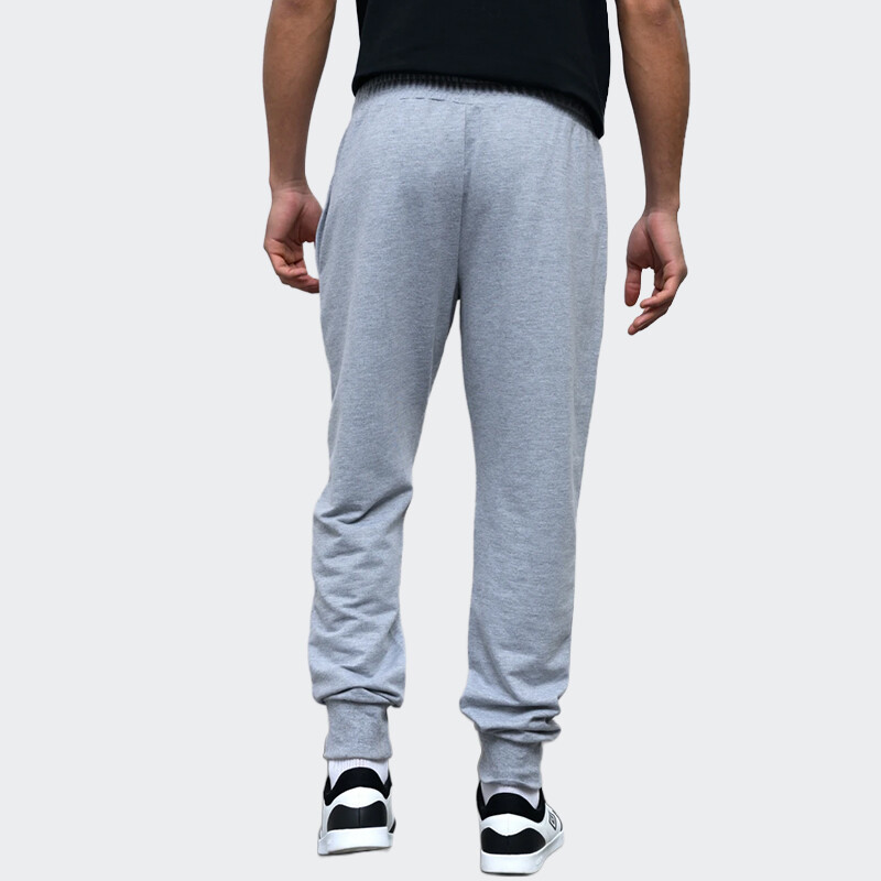 Pantalón Umbro Basic Gris