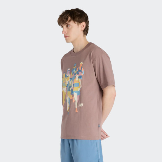 Remera New Balance Athletics System Marrón