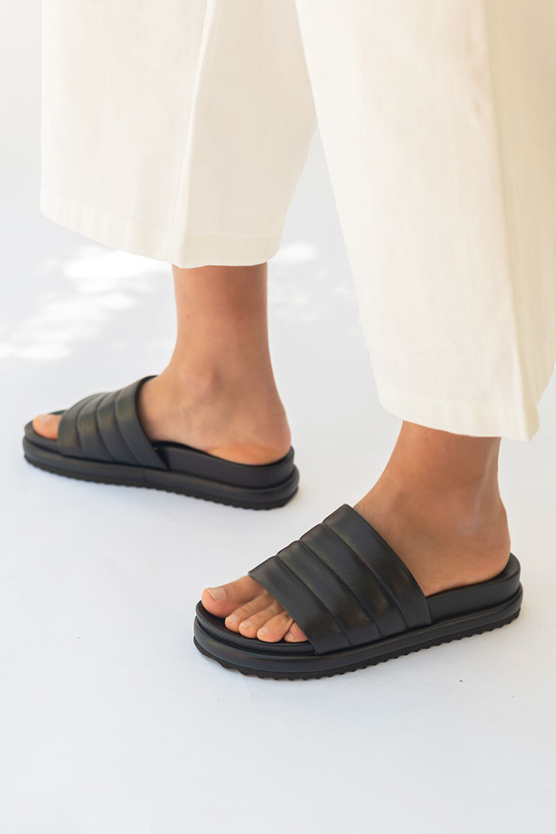 Sandalia Slipper Negro