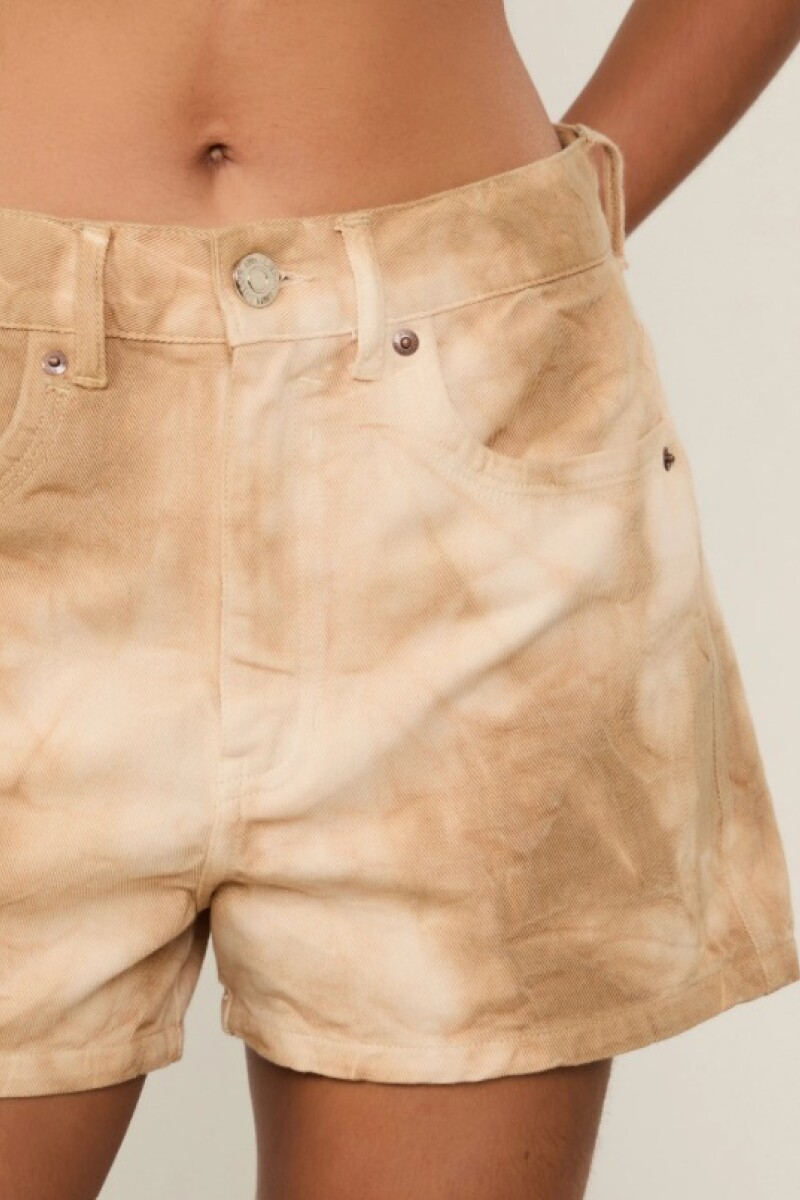 Short Beige