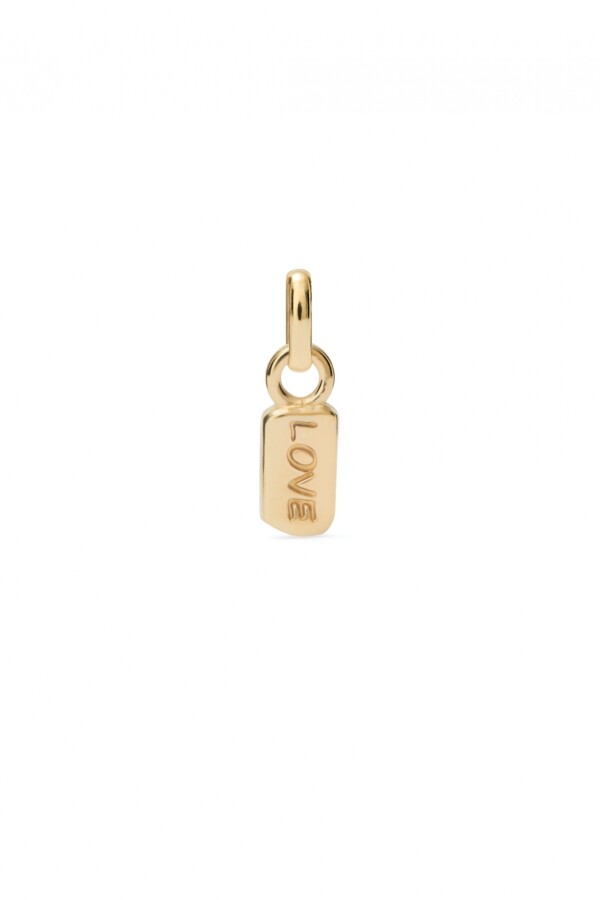 CHARM BAÑADO EN ORO 18K CON PALABRA LOVE. Charm