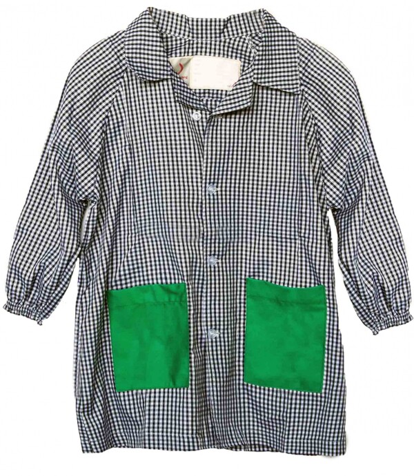 Túnica Cuadritos Azul y Blanco Bolsillo Verde Stella Maris Verde
