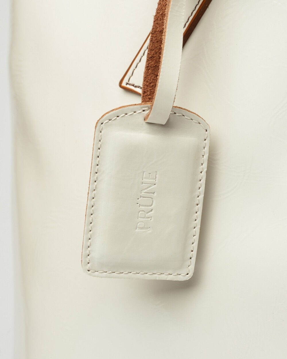 Shopper Neo Craft en cuero charol Natural