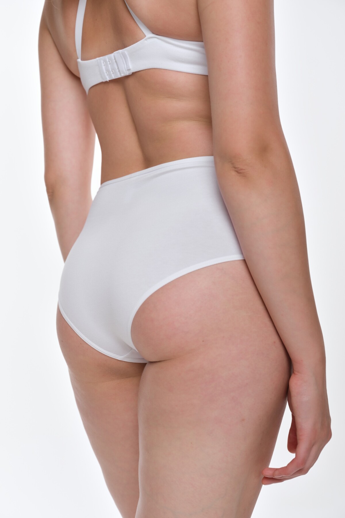 Tiro Alto Bruna Blanco